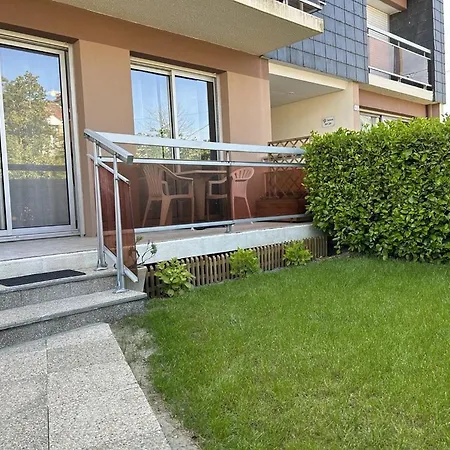 541 - En Rez-de-jardin A Quelques Pas De La Apartment *